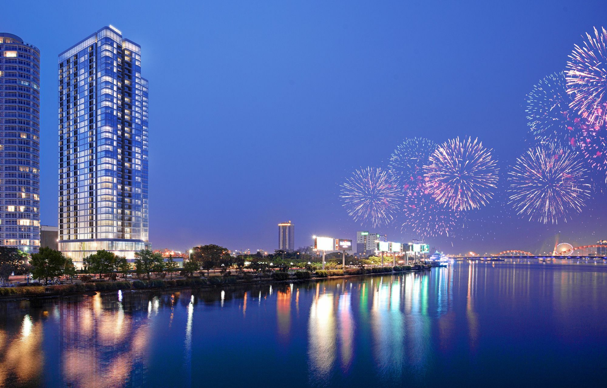 Melia Vinpearl Danang Riverfront Exterior foto